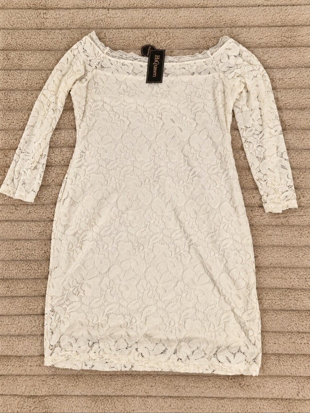 Elegant Cream Lace Long-Sleeve Bodycon Dress